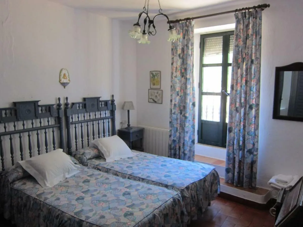 Cortijo El Triguero N-398 Ctra Carmona - El Viso Del Alcor Km 18 Villa